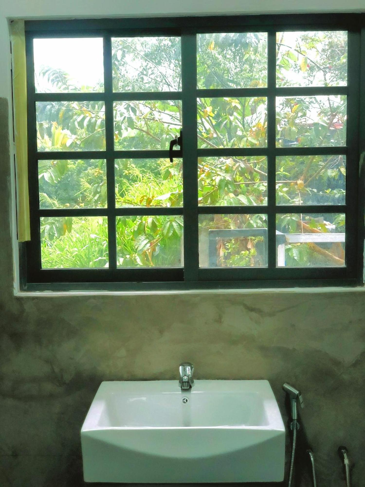 Barefoot Inn Kandy Exterior foto